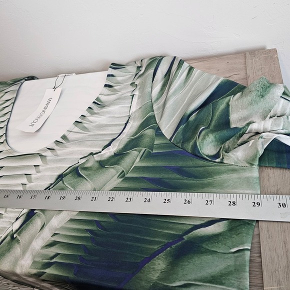 Making the Cut Bodysuit Womens 5X Green Printed Skeleton Stretch Long Sleeve - Picture 10 of 11